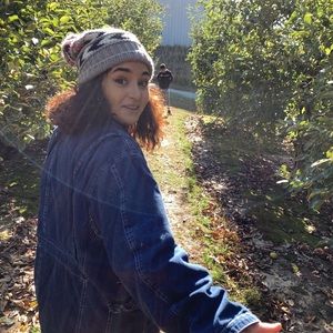 Meet your Posher, Destiny